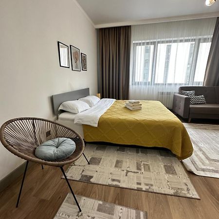 Студия В Теплых Тонах, Эксклюзив Almaty Ngoại thất bức ảnh